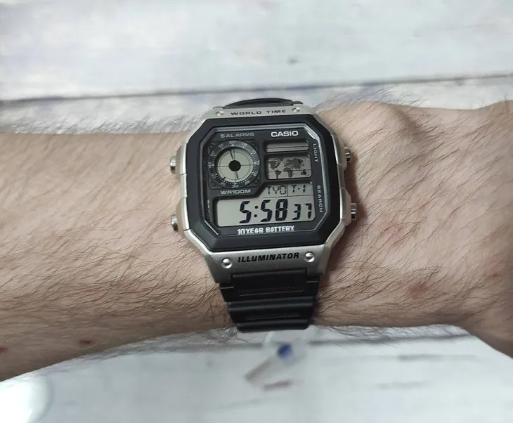zegarek-casio-ae-1200wh-1cvef-stan-nowy
