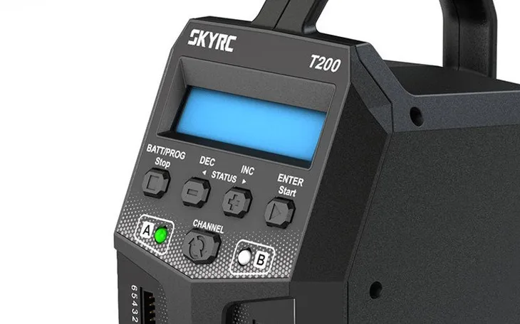 ladowarka-skyrc-t200-2-x-100w-stan-nowy