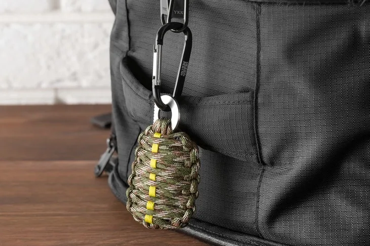 survivalowy-granat-army-green-okazja-urodziny-waga-z-opakowaniem-0-2-kg
