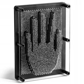 tablica-szpilkowa-pinart-prezent-gadzet