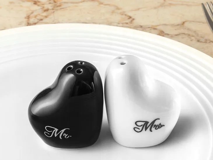 przyprawniki-serca-prezent-gadzet-stan-nowy-waga-z-opakowaniem-0-15-kg