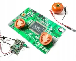 komputerowa-deska-do-krojenia-prezent-gadzet