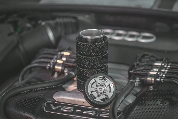 kubek-kierowcy-opony-waga-z-opakowaniem-0-57-kg