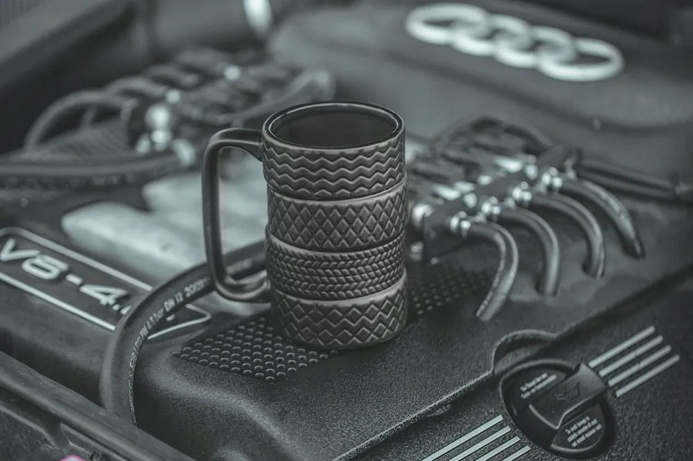 kubek-opony-ceramiczny-stan-nowy