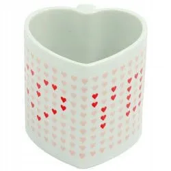 kubek-magiczne-serduszka-serce