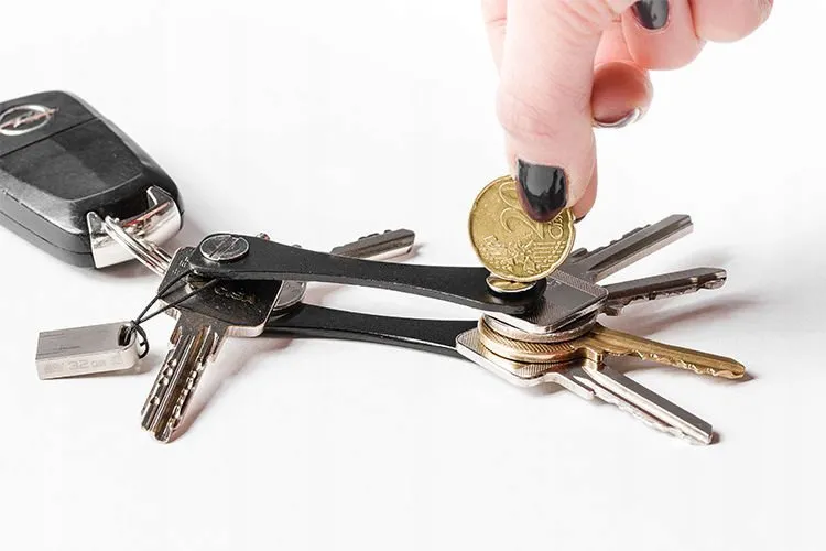 key-organizer-organizer-do-kluczy-czarny-stan-nowy