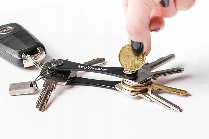 key-master-organizer-do-kluczy-czarny-prezent-okazja-upominek-uniwersalny