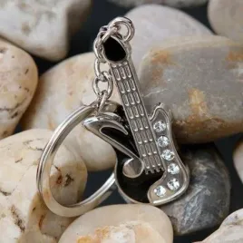 brelok-muzyka-gitara-prezent-gadzet