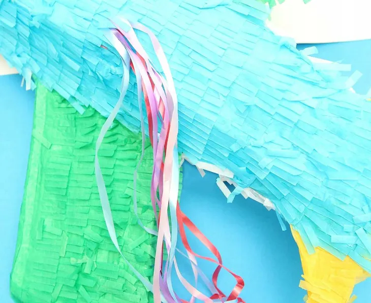 piniata-samolot-46x44x11cm-kolor-dominujacy-wielokolorowy