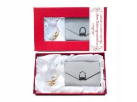 zestaw-prezentowy-dla-babci-portfel-brelok