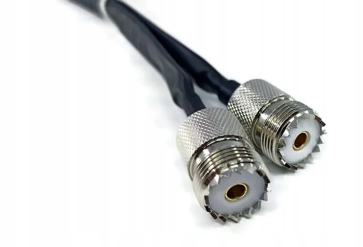 przepust-okienny-gniazda-uhf-50-ohm-do-uc1