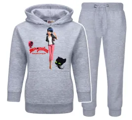 dres-dzieciecy-biedronka-i-czarny-kot-miraculous-producent