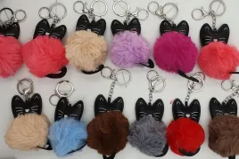 brelok-12szt-pompon-kotek