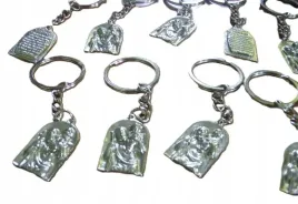 brelok-metalowy-kapliczka-sw-krzysztof-10-szt