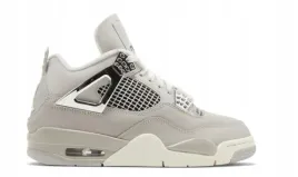 air-jordan-4-retro-frozen-moments-aq9129-001-r-375
