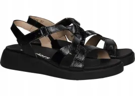 wonders-sandaly-c-6541-41-cordelia-lack-v-negro