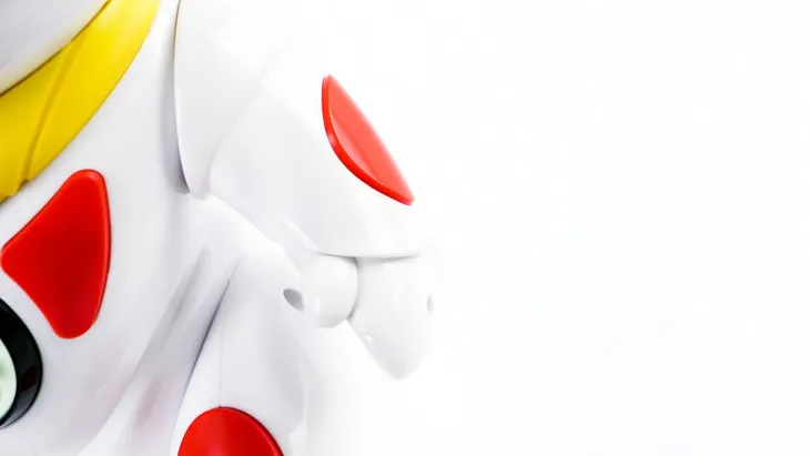 emiglio-interaktywny-robot-40-cm-material-plastik