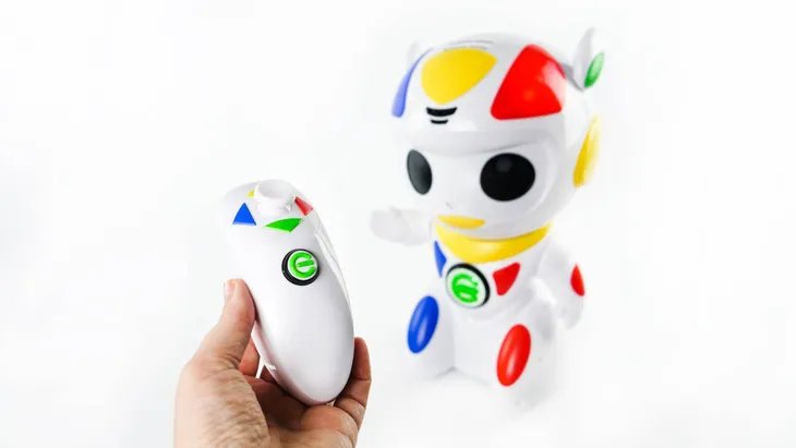 emiglio-interaktywny-robot-40-cm-stan-nowy-bohater-brak