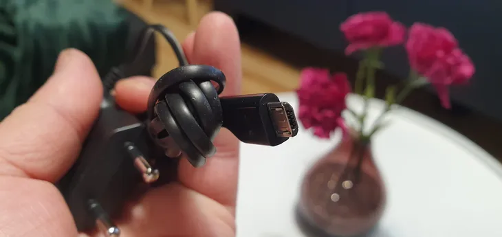 ladowarka-samsung-oryginalna-micro-usb-stan-nowy