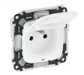 legrand-allure-gniazdo-z-przeslona-bialy-755304755934