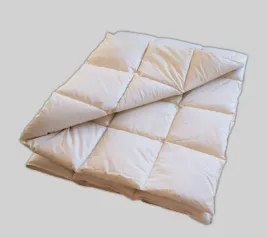 dziecieca-kolderka-puchowa-120x160-cm-w-kolorze-bialym-ecru-lub-rozowym