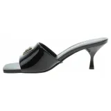 fljluspaf03black-marka-guess