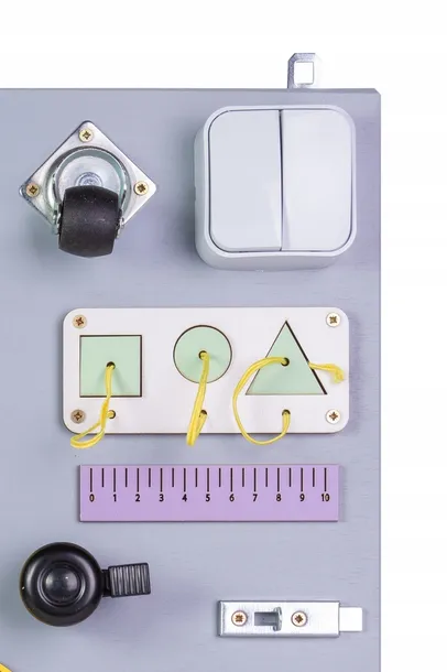 tablica-kolorowa-50x375cm-minimalny-wiek-dziecka-1