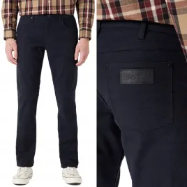 wrangler-greensboro-black-czarne-cieple-proste-spodnie-materialowe-w33-l34
