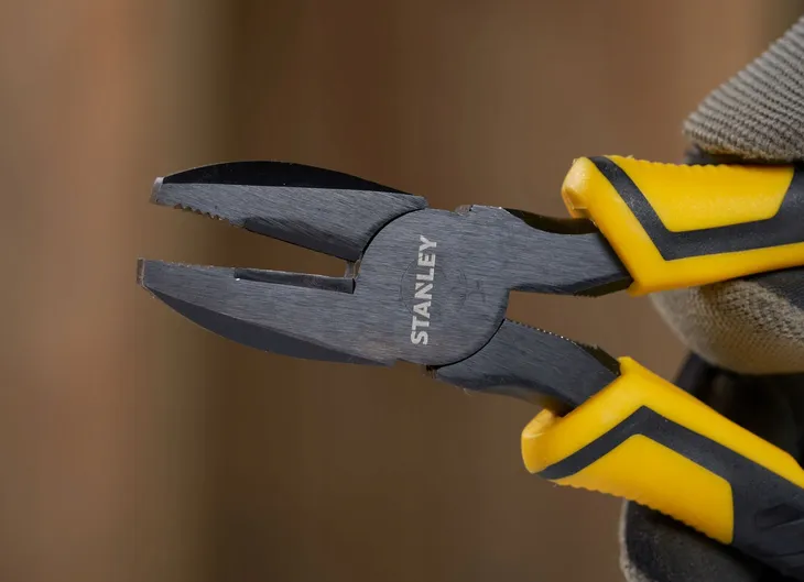 kombinerki-stanley-control-grip-74456-150-mm-marka-stanley-stan-nowy