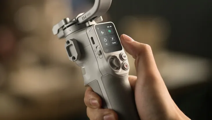 stabilizator-dji-rs-4-mini-combo-czas-ladowania-1-5-h