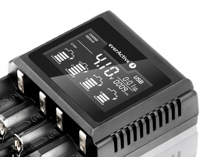 ladowarka-everactive-uc-4000-waga-z-opakowaniem-0-5-kg