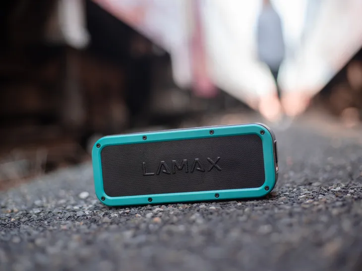 glosnik-bluetooth-lamax-storm1-mp3-ip67-40w-waga-produktu-800-g