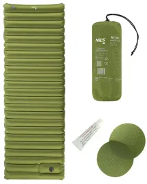 nils-gruba-mata-turystyczna-10-cm-wbudowana-pompka