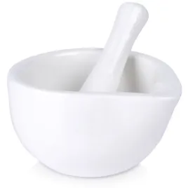 mozdzierz-do-przypraw-porcelanowy-bialy