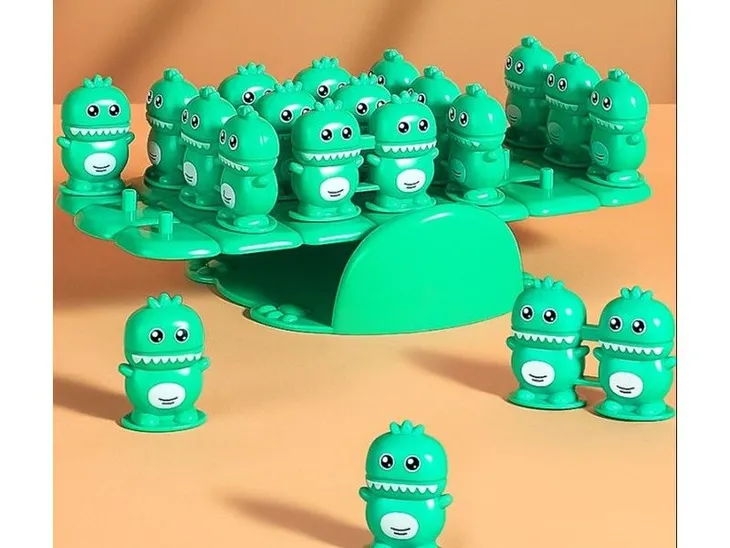 gra-matematyczna-balansujace-potworki-marka-leantoys-wiek-dziecka-3-lata