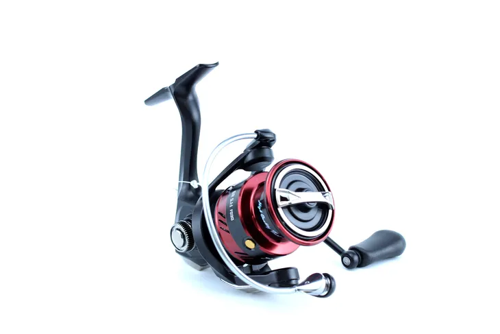 kolowrotek-mistrall-saimino-spin-fd-2000-7-1bb-spinning-liczba-lozysk-oporowych-1