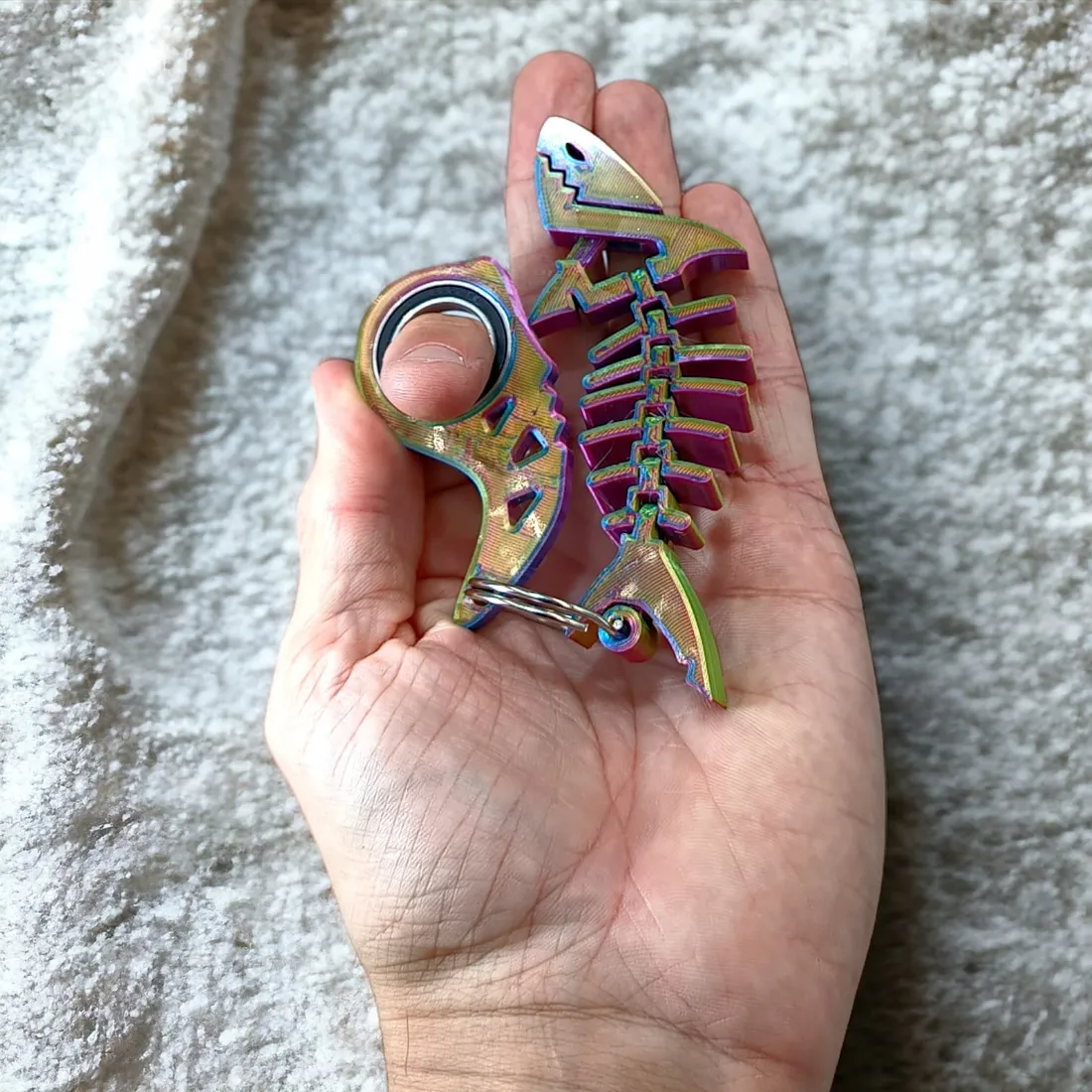 keyspinner-keyrambit-rekinek-brelok