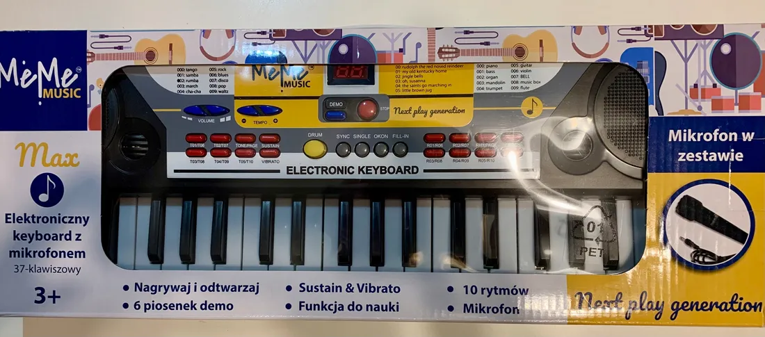 elektroniczny-keyboard-z-mikrofonem