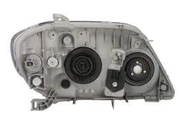 reflektor-swiatel-przednich-20-0266-05-2-tyc
