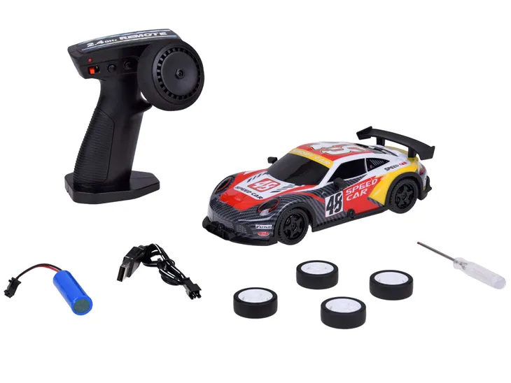 zdalnie-sterowany-auto-wyscigowy-samochod-marka-leantoys-minimalny-wiek-dziecka-4