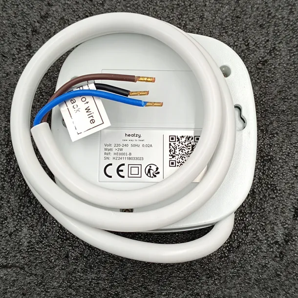 heatzy-inteligentny-programator-termostat-kolor-bialy