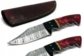 noz-recznie-wykonany-bushcraft-survival-stal-damascenska-skorzane-etui-k111