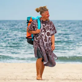 ponczo-szlafrok-z-kapturem-recznik-szybkoschnacy-mikrofibra-meskie-do-morso