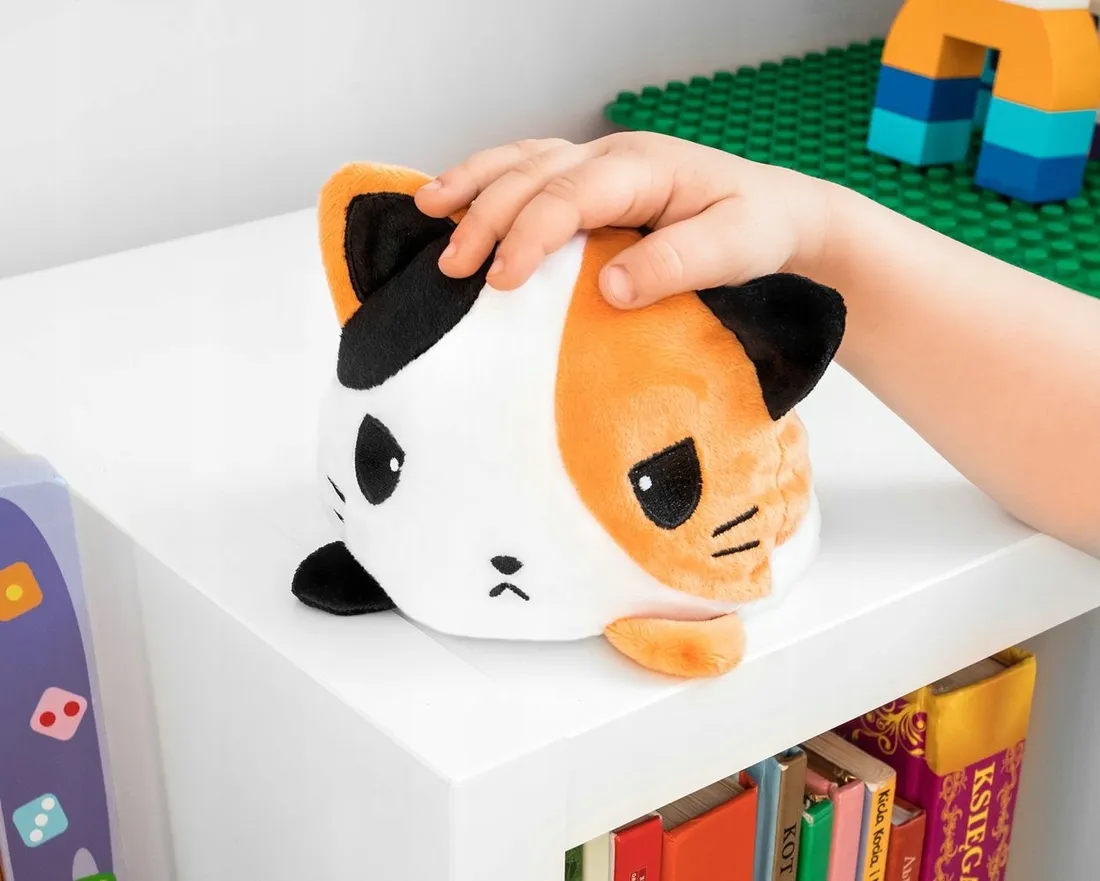 pluszak-przewrotek-kotek