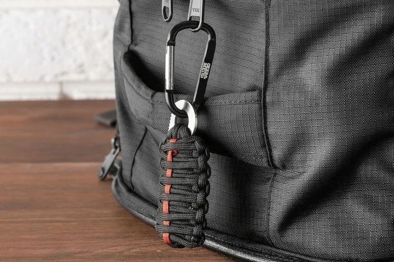 survivalowy-granat-czarny-stan-nowy