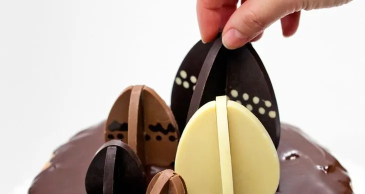 foremka-3d-do-czekolady-jajka-kod-producenta-5903181045219