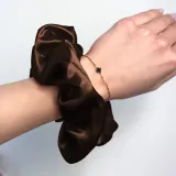 gumka-do-wlosow-scrunchie-czekolada-stan-nowy