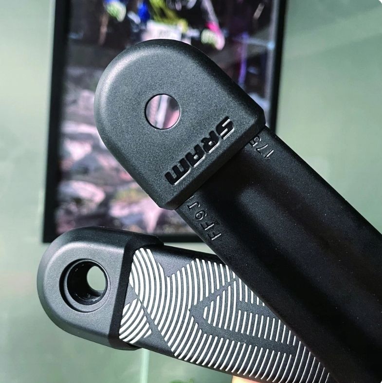 nakladki-oslony-korby-sram-mechanizmu-korbowego-karbon-xx1-nx-gx-sx-x01