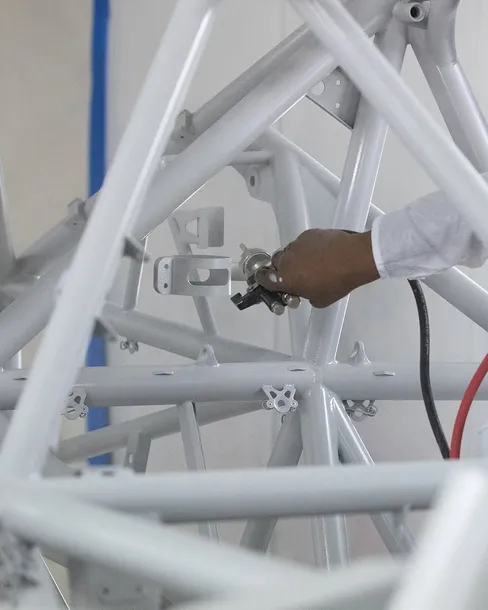 farba-antykorozyjna-steel-itr-1050q-golebia-szarosc-095l-ochrona-metalu-waga-z-opakowaniem-1-35-kg