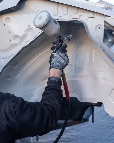 farba-antykorozyjna-steel-itr-1050q-golebia-szarosc-095l-ochrona-metalu-pojemnosc-w-ofercie-950-ml